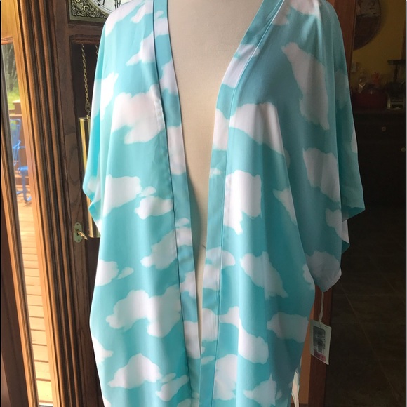 NWT Kimono - Picture 10 of 10